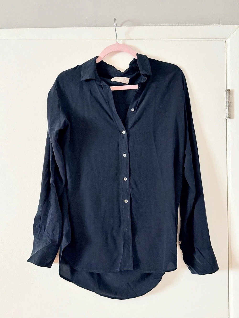 Everlane The Silk Shirt Black Button Down Shirt Size 6